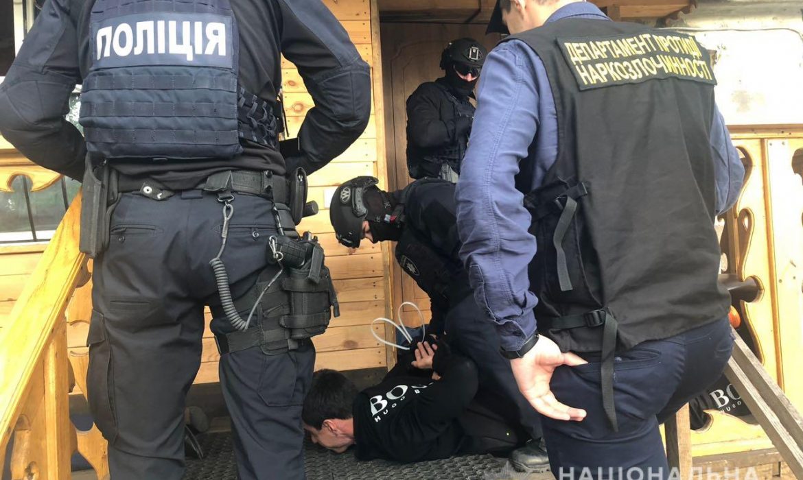 В Киевской области полиция изъяла марихуаны на 8 млн гривен